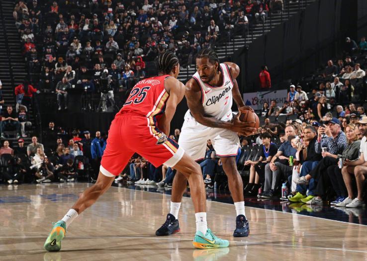 壹号娱乐APP-小卡23+3+5队史第三人，快船双塔31分，20分大胜鹈鹕终结三连败